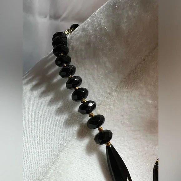 LC Copper and Black Beaded Necklace - Picture 4 of 5